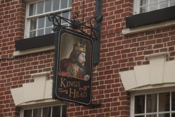 Pub Schild, England