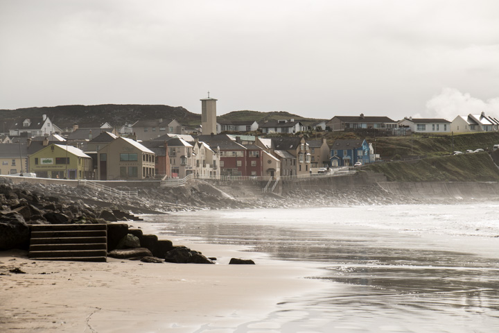 Strand von Lahinch, Irland