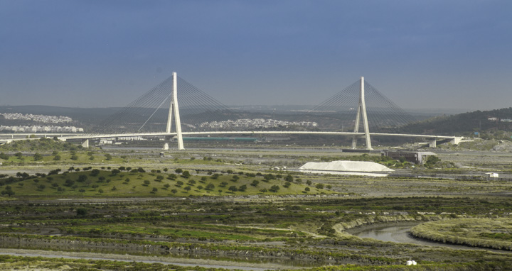 Grenzbrücke zwischen Spanien und Portugal