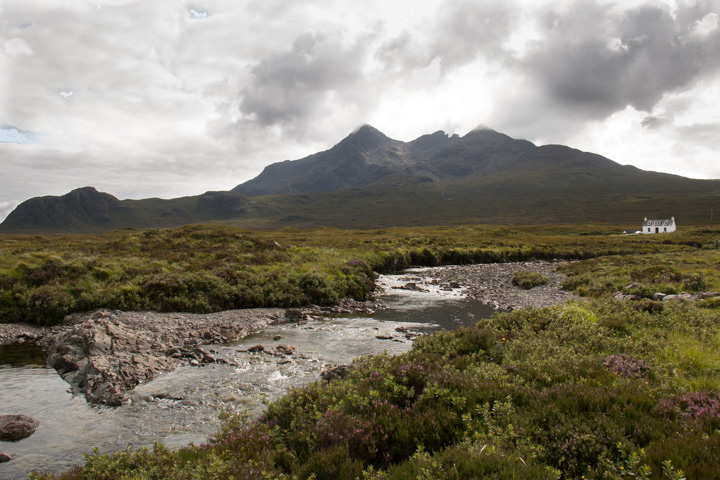 Haus am Fluss, Cuillin Hills bei Sligachan, Isle of Skye